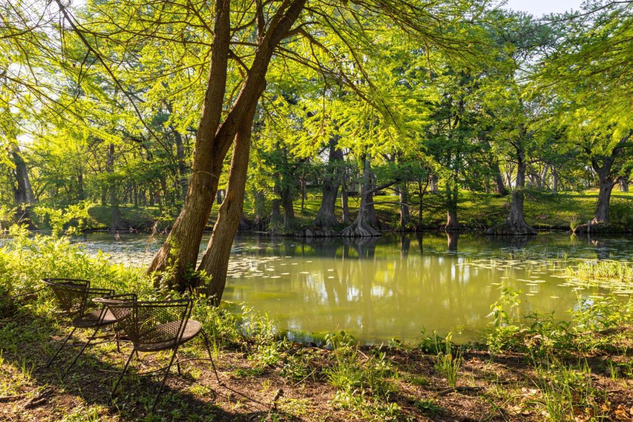 Medina River Historic Cottage Castroville ภายนอก รูปภาพ